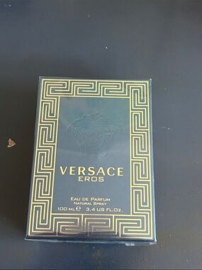 Parfum fragrance brand new